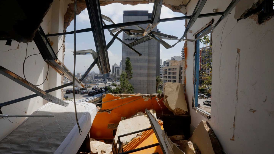 Inside the ruins of a building in Gemmayzeh. August 2020. (Marwan Tahtah/The Public Source)